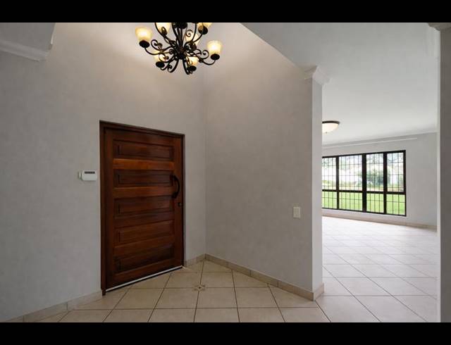 4 BEDROOM PROPERTY TO RENT IN WATERKLOOF RIDGE